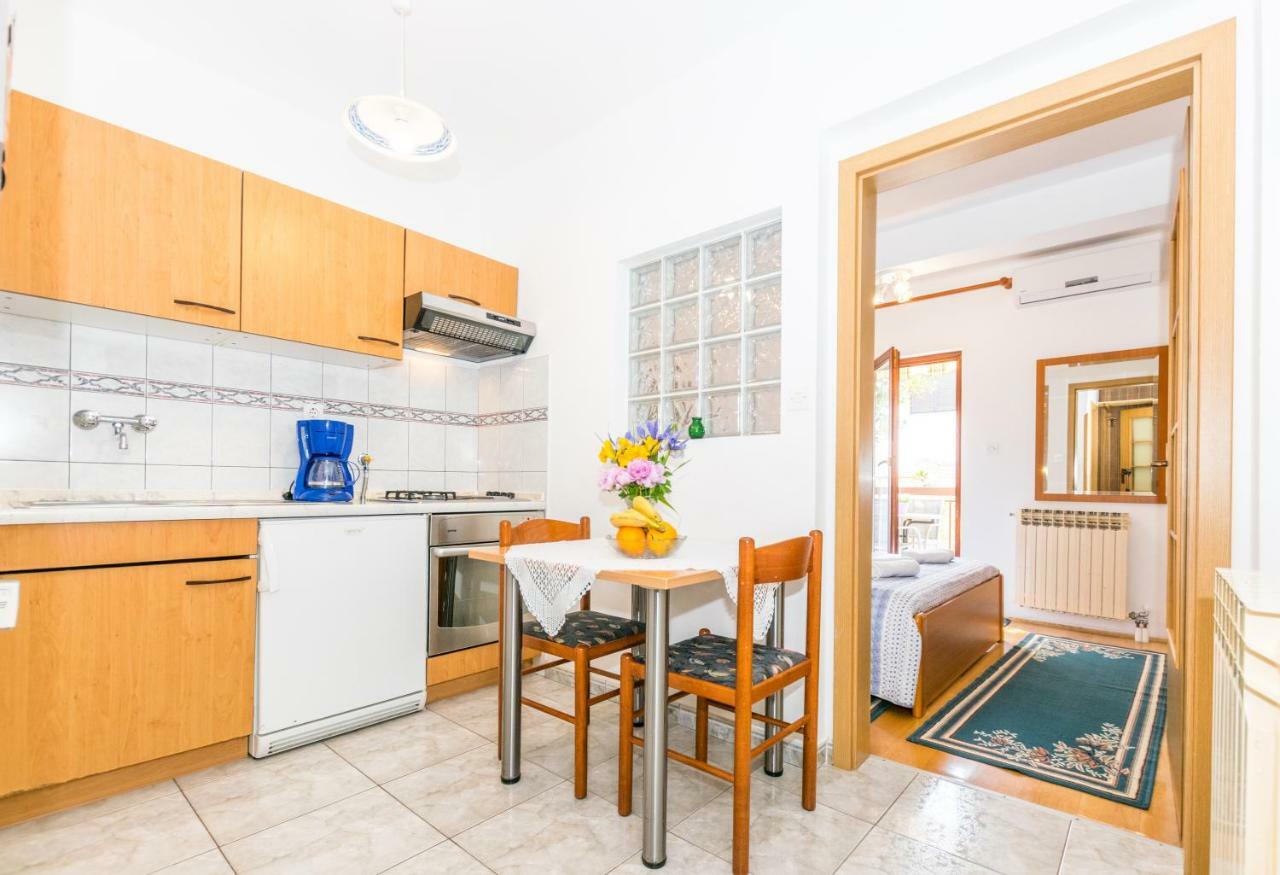 Apartment Darinka Pola Esterno foto