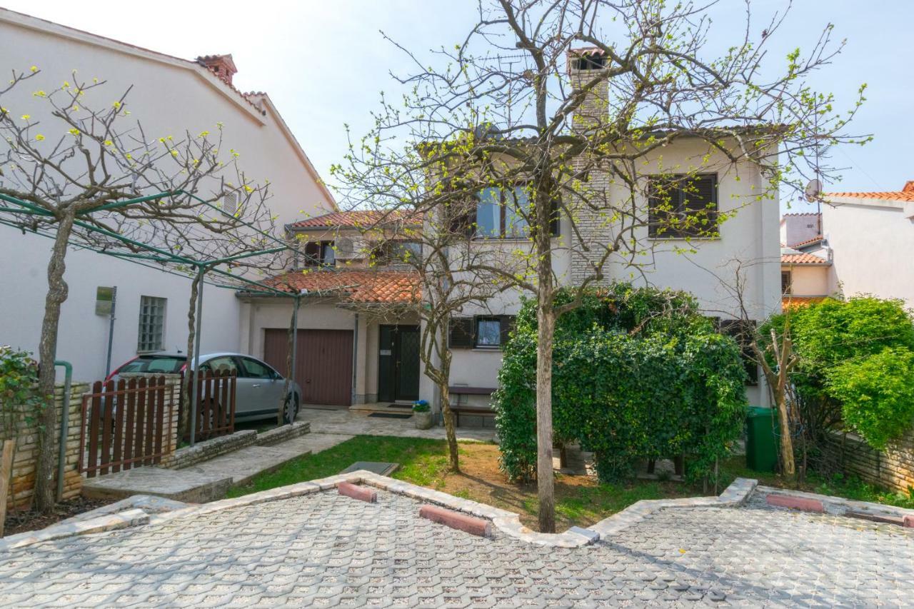 Apartment Darinka Pola Esterno foto